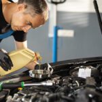 🛠️ Quelle huile moteur choisir pour votre voiture ? Nos conseils pros